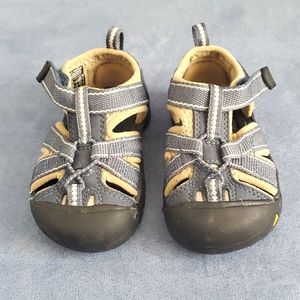 Keen first walker sandal